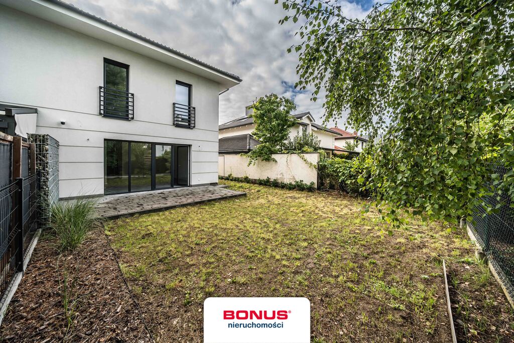 Połówka bliźniaka - lokal z udziałem w gruncie (2)