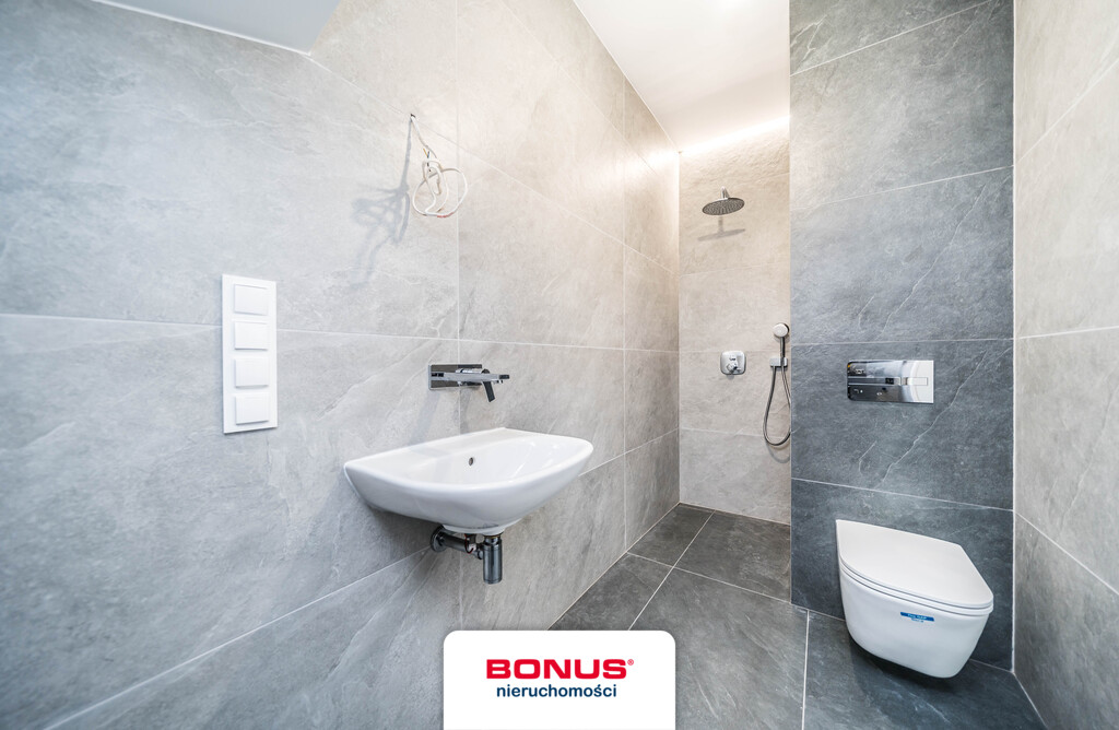 Połówka bliźniaka - lokal z udziałem w gruncie (24)