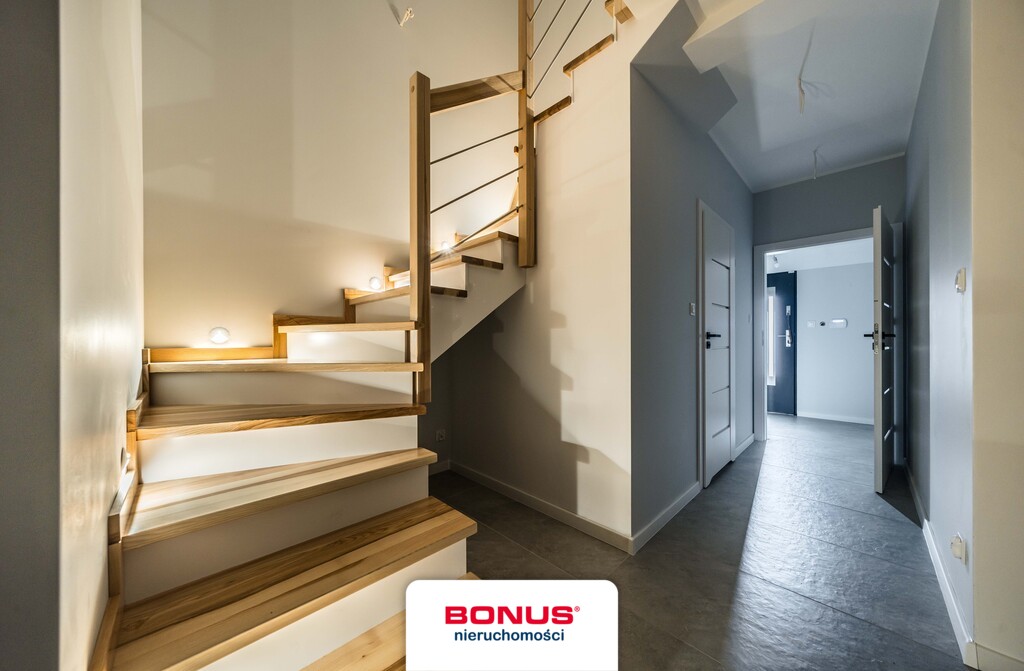 Połówka bliźniaka - lokal z udziałem w gruncie (28)