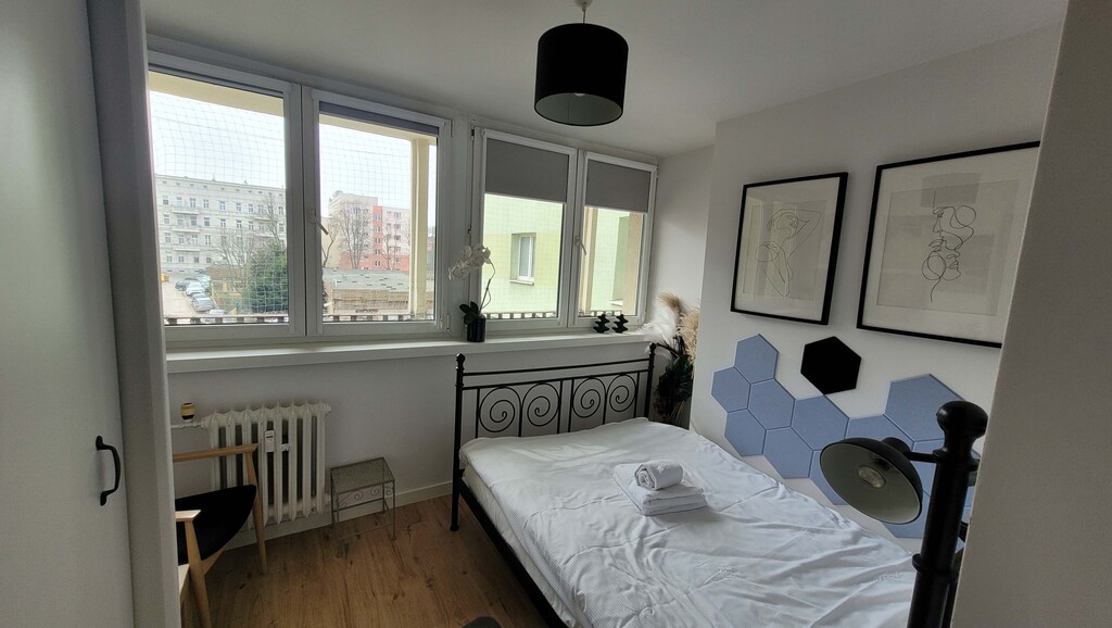 Mieszkanie 3 pokojowe z balkonem w centrum (7)