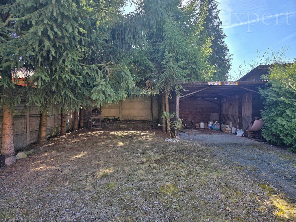 Nowe Chrapowo - dom z zabudowaniami gospodarczymi (4)