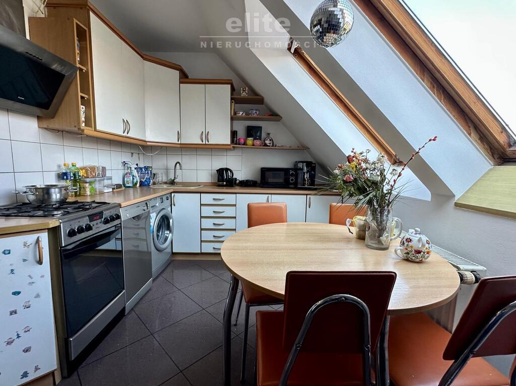 Gumieńce 4 pokojowe 2 poziomowe,  balkon (10)