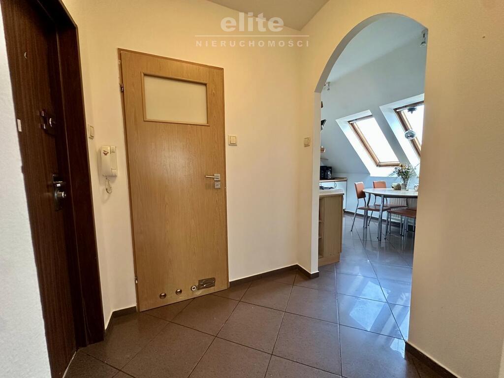 Gumieńce 4 pokojowe 2 poziomowe,  balkon (9)