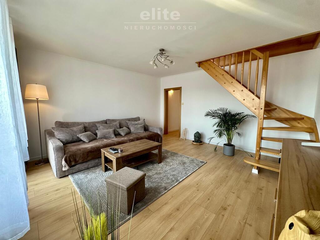 Gumieńce 4 pokojowe 2 poziomowe,  balkon (4)