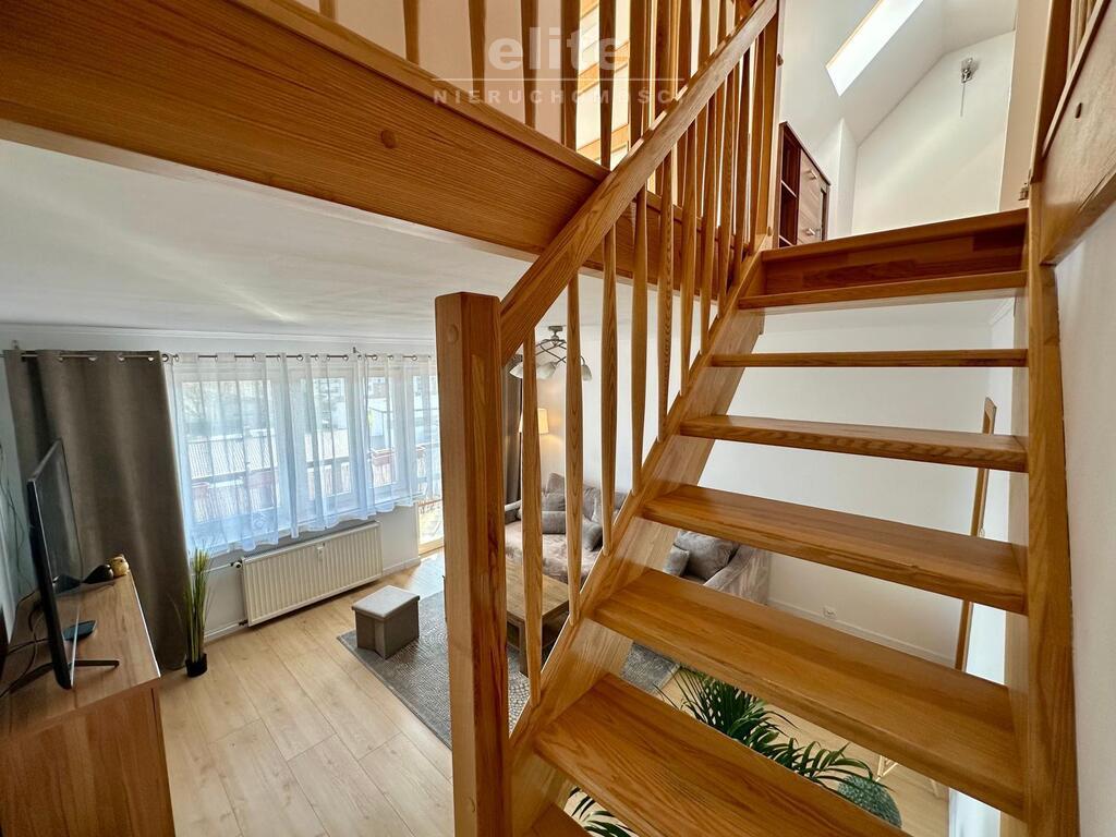 Gumieńce 4 pokojowe 2 poziomowe,  balkon (12)