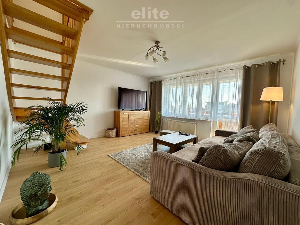 Gumieńce 4 pokojowe 2 poziomowe,  balkon (1)