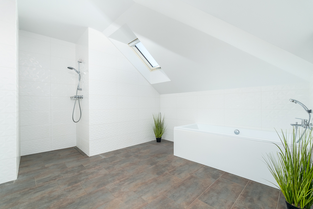 Piękny Dom przy lesie nad J.Miedwie. (27)