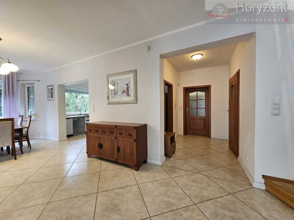 Dom 215m2, 2003r. Golęcin, odświeżony i umeblowany (5)