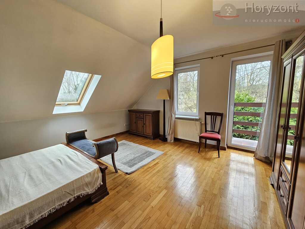 Dom 215m2, 2003r. Golęcin, odświeżony i umeblowany (10)