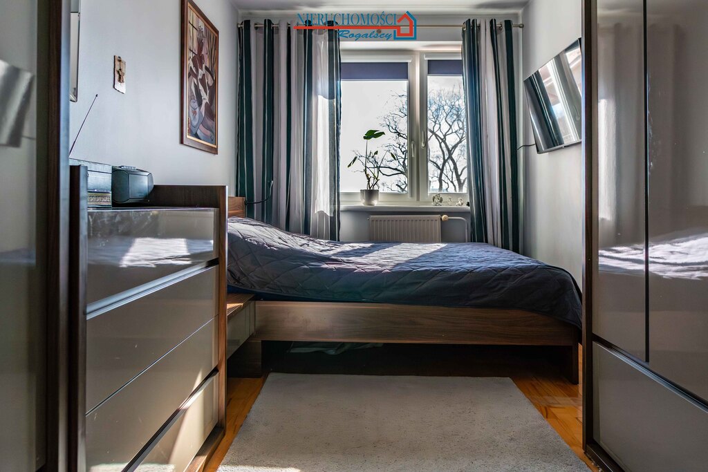 Dwupokojowe mieszkanie z widokiem na port (2)