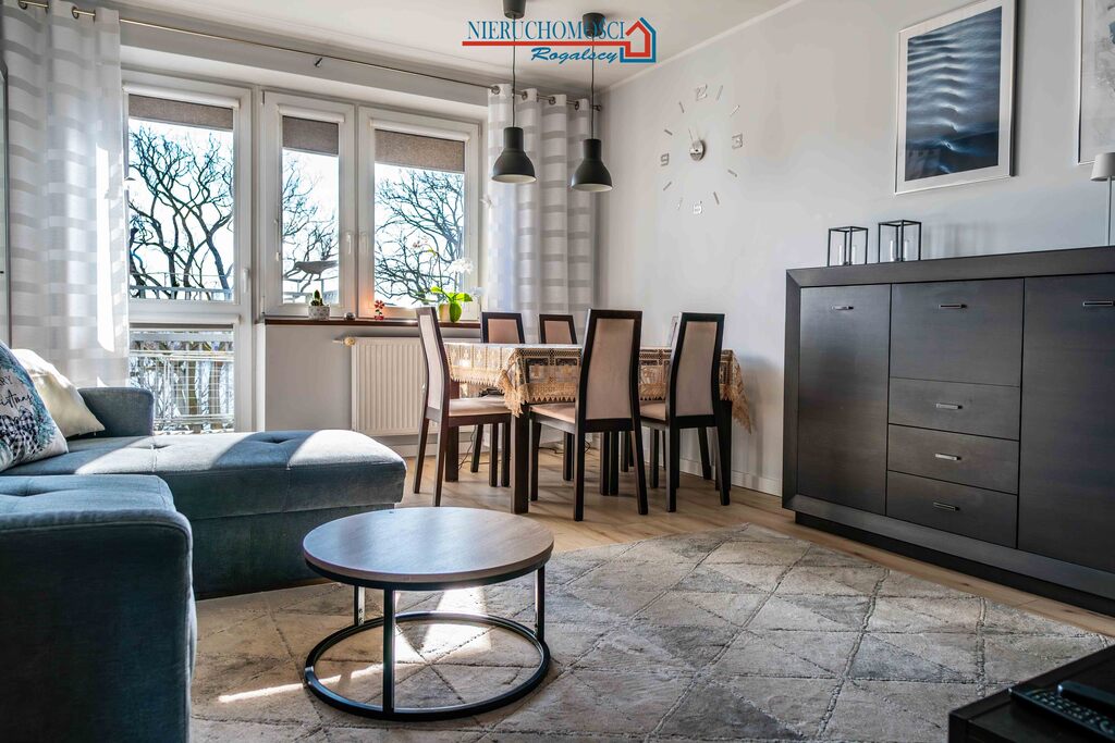 Dwupokojowe mieszkanie z widokiem na port (1)