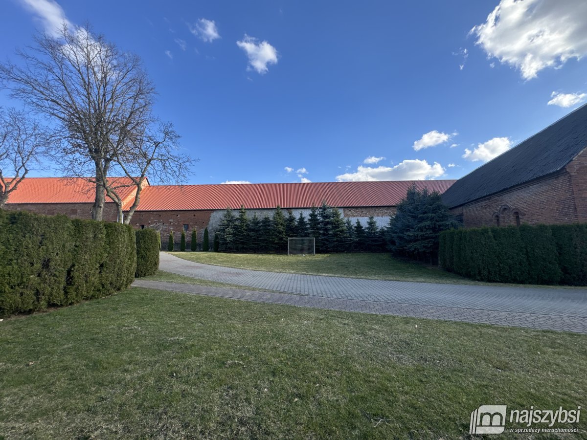 BOGUSZYNY - DOM BLIŹNIACZY NA WSI  (33)