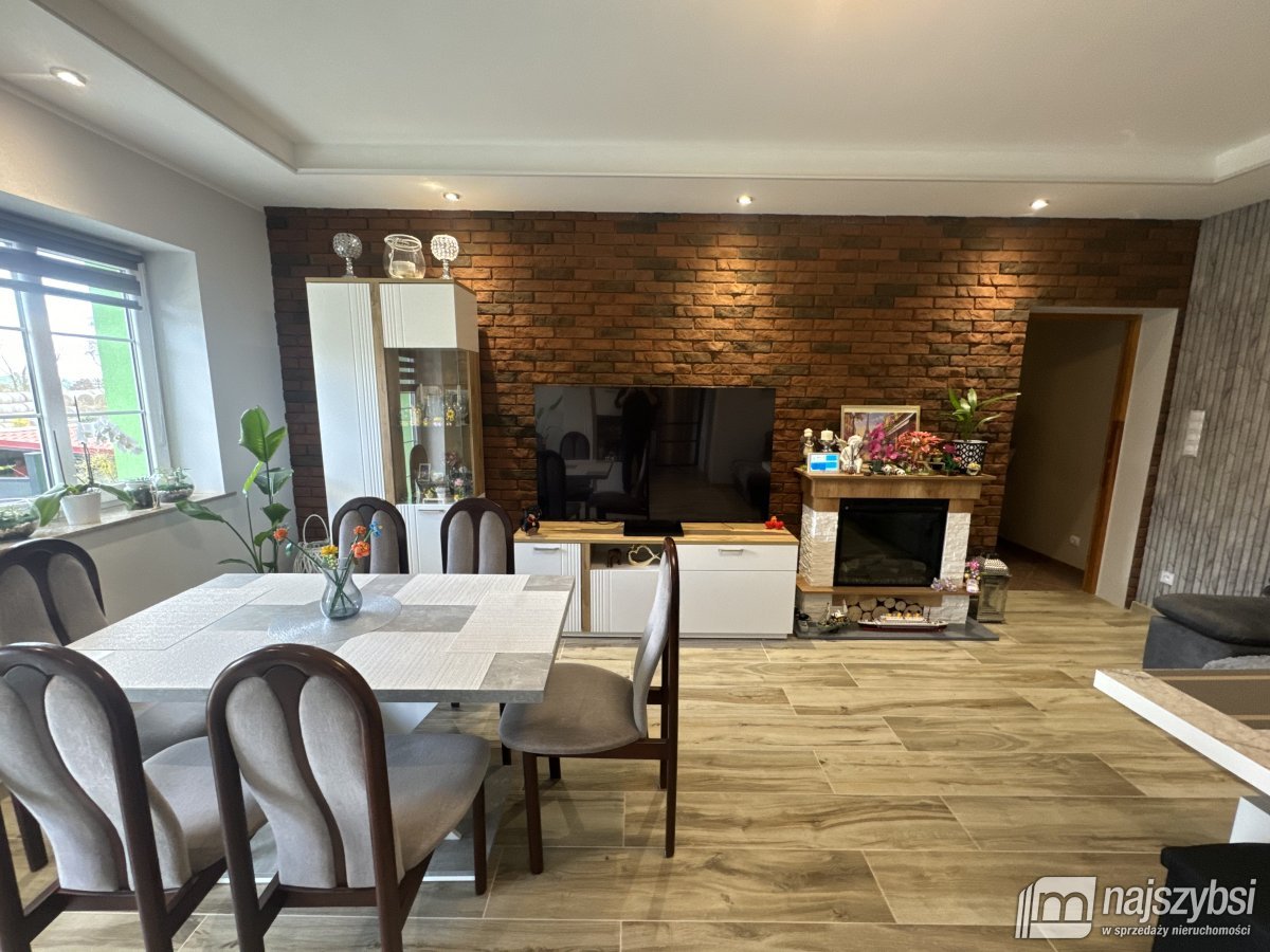 BOGUSZYNY - DOM BLIŹNIACZY NA WSI  (6)