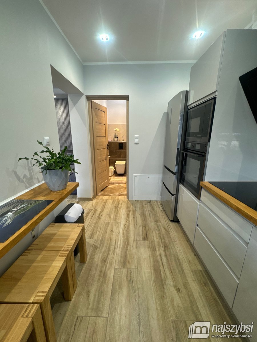 BOGUSZYNY - DOM BLIŹNIACZY NA WSI  (9)