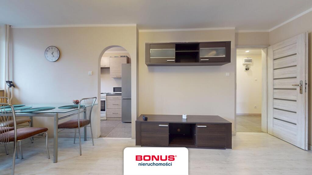 Atrakcyjne 2 pokoje w centrum, wydanie od zaraz! (5)