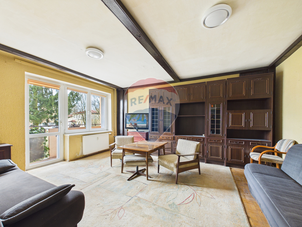 Kawalerka z balkonem w Koszalinie: parter, wygoda! (1)