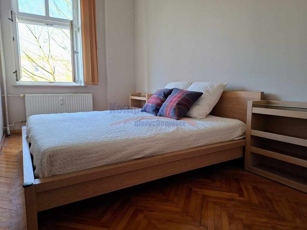 3 pok. w super lokalizacji okol. Wałów Chrobrego. (8)