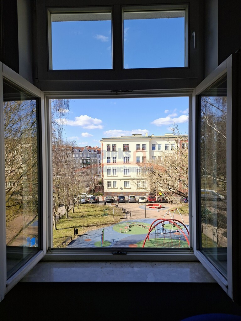 3 pok. w super lokalizacji okol. Wałów Chrobrego. (1)