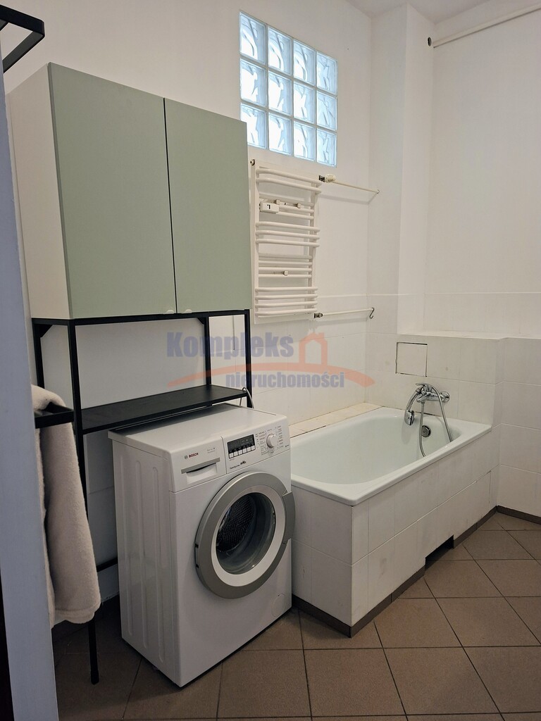 3 pok. w super lokalizacji okol. Wałów Chrobrego. (17)