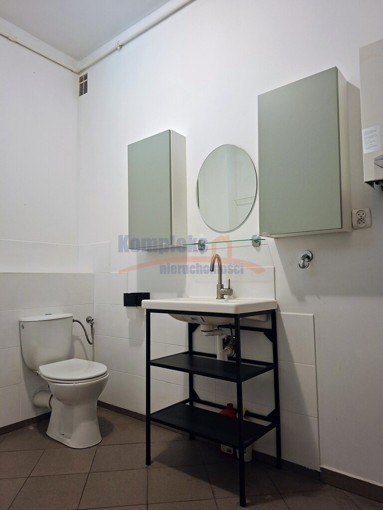 3 pok. w super lokalizacji okol. Wałów Chrobrego. (19)