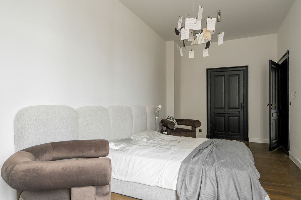 Piękne odrestaurowane 4.pok. mieszknie w Kmienicy. (17)