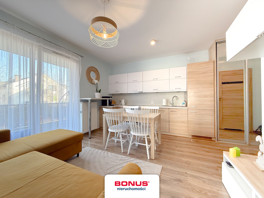 Przytulne mieszkanie na kameralnym osiedlu (1)