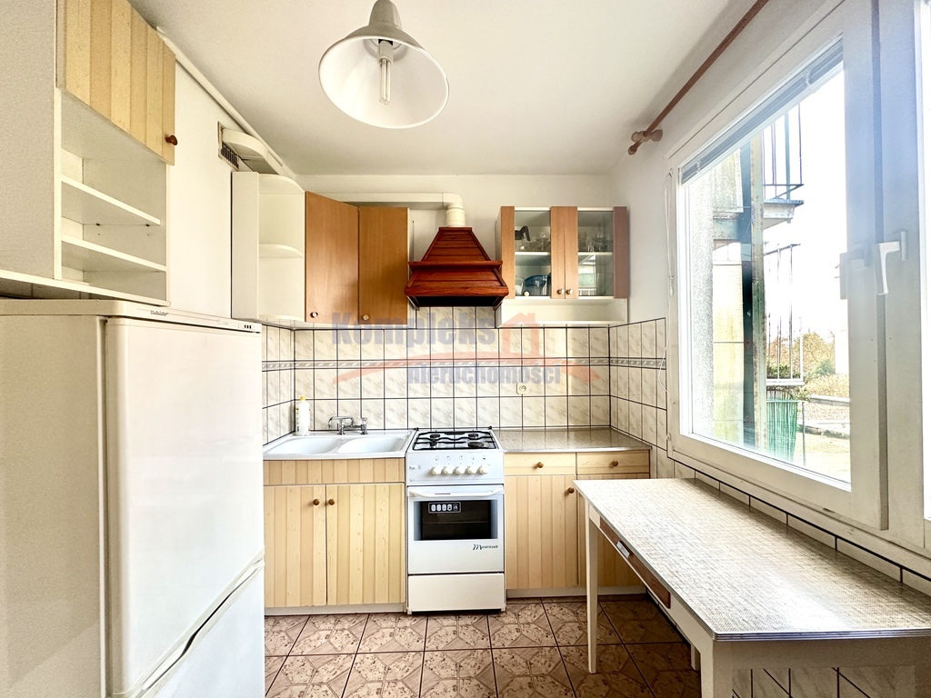 Mieszkanie 1 pok. z garażem  na Pogodnie (2)