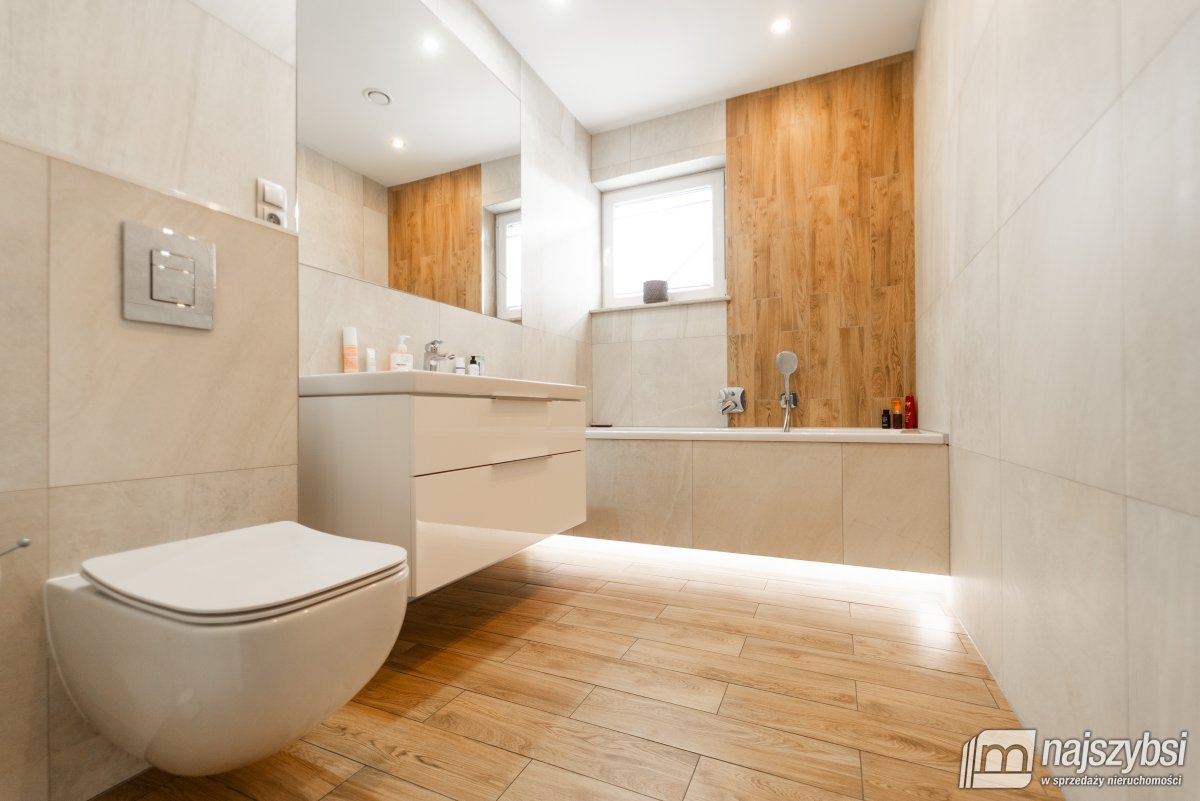 Nowogard -nowy dom parterowy 2021 rok (17)