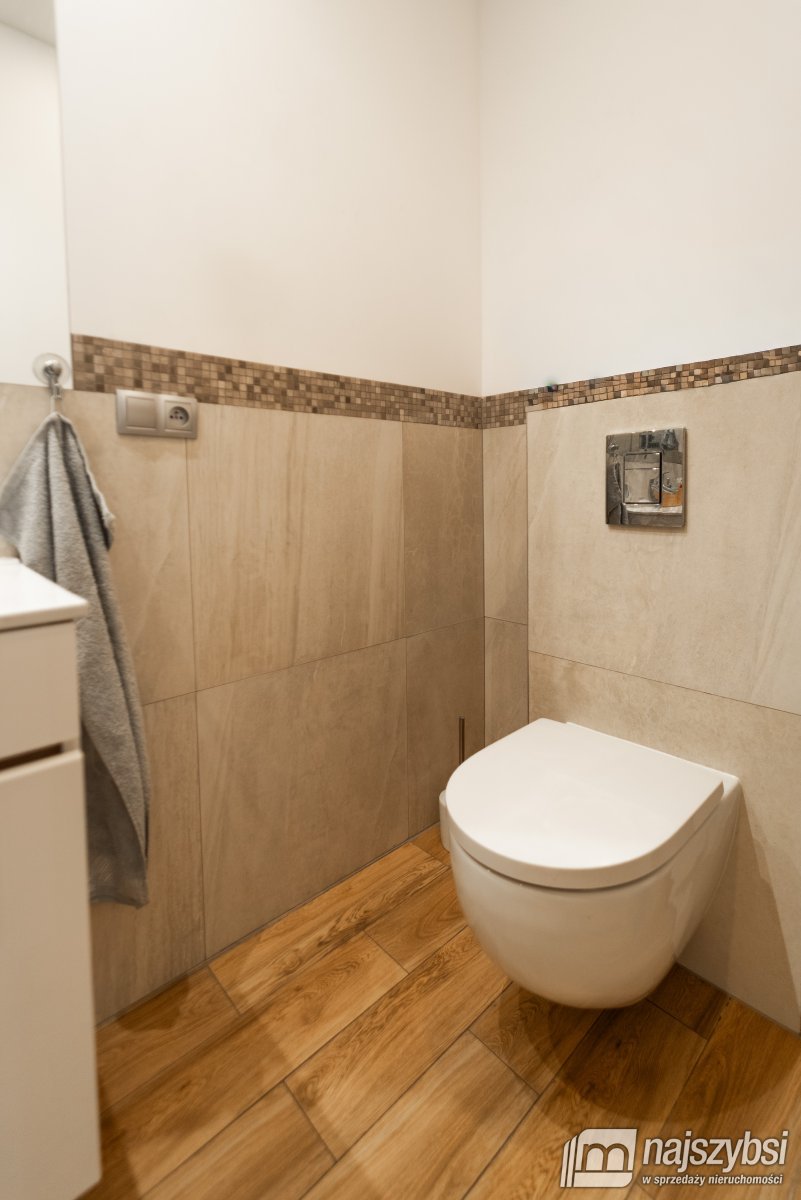 Nowogard -nowy dom parterowy 2021 rok (21)