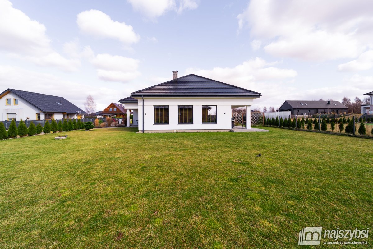 Nowogard -nowy dom parterowy 2021 rok (26)