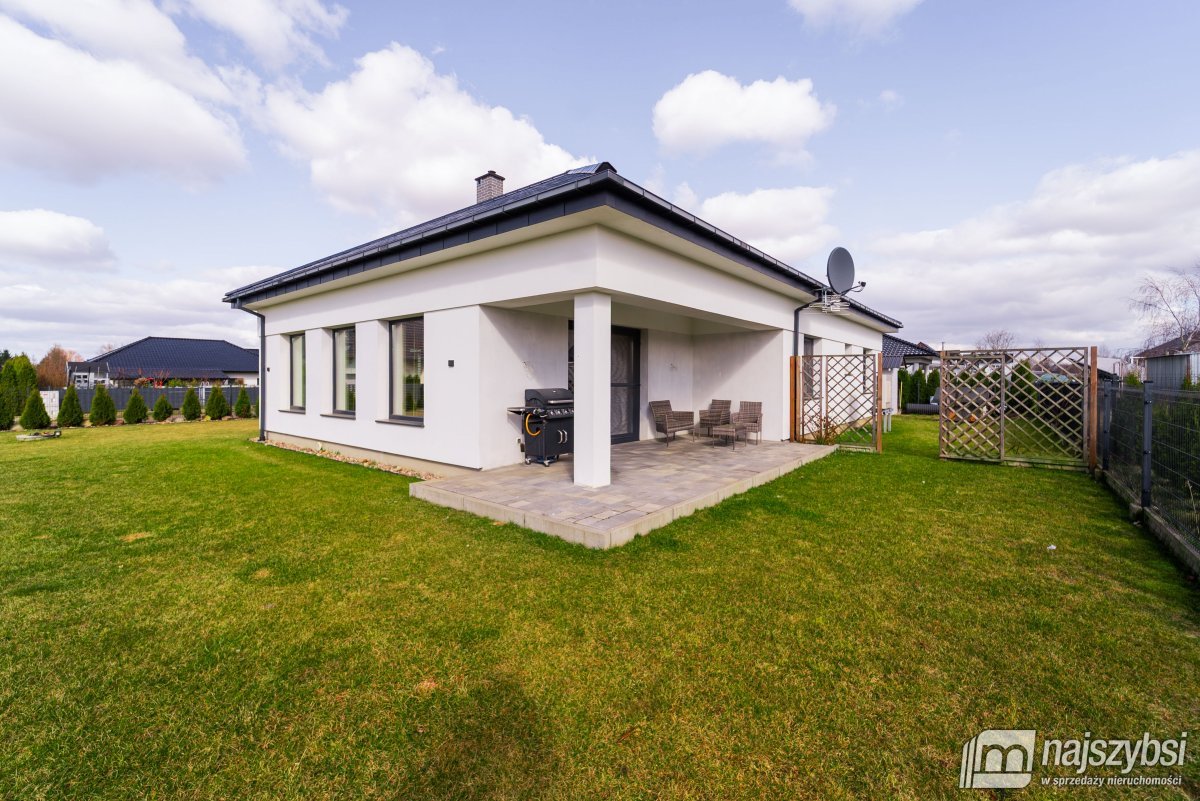Nowogard -nowy dom parterowy 2021 rok (27)