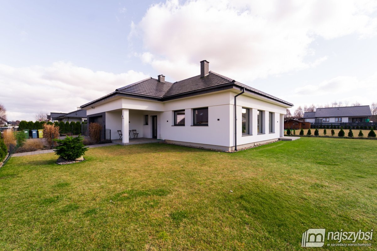 Nowogard -nowy dom parterowy 2021 rok (3)