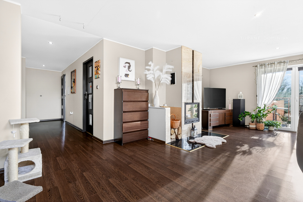 Przestronny dom z dużą działką - Dębostrów (7)