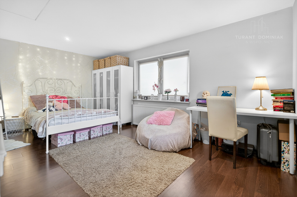 Przestronny dom z dużą działką - Dębostrów (15)