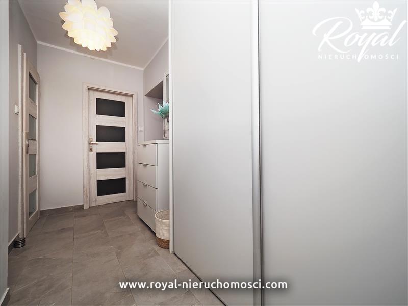 Klimatyczne, duże 2 pokoje z loggią blisko centrum (13)