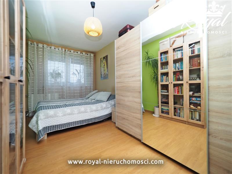 Klimatyczne, duże 2 pokoje z loggią blisko centrum (15)