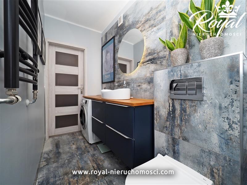 Klimatyczne, duże 2 pokoje z loggią blisko centrum (6)