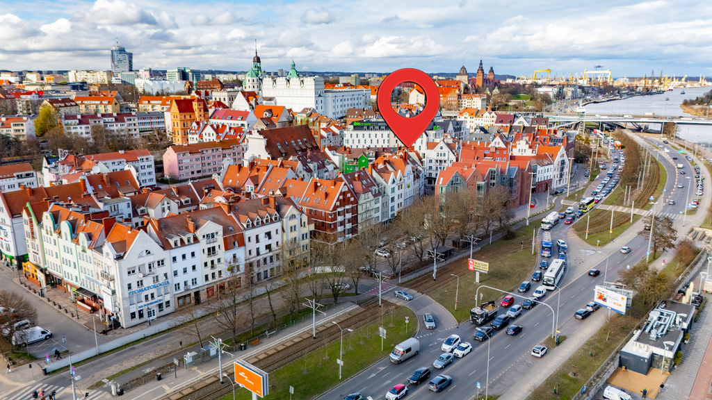 W pełni wyposażony gabinet na Starym Mieście. (10)