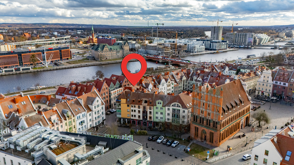 W pełni wyposażony gabinet na Starym Mieście. (11)