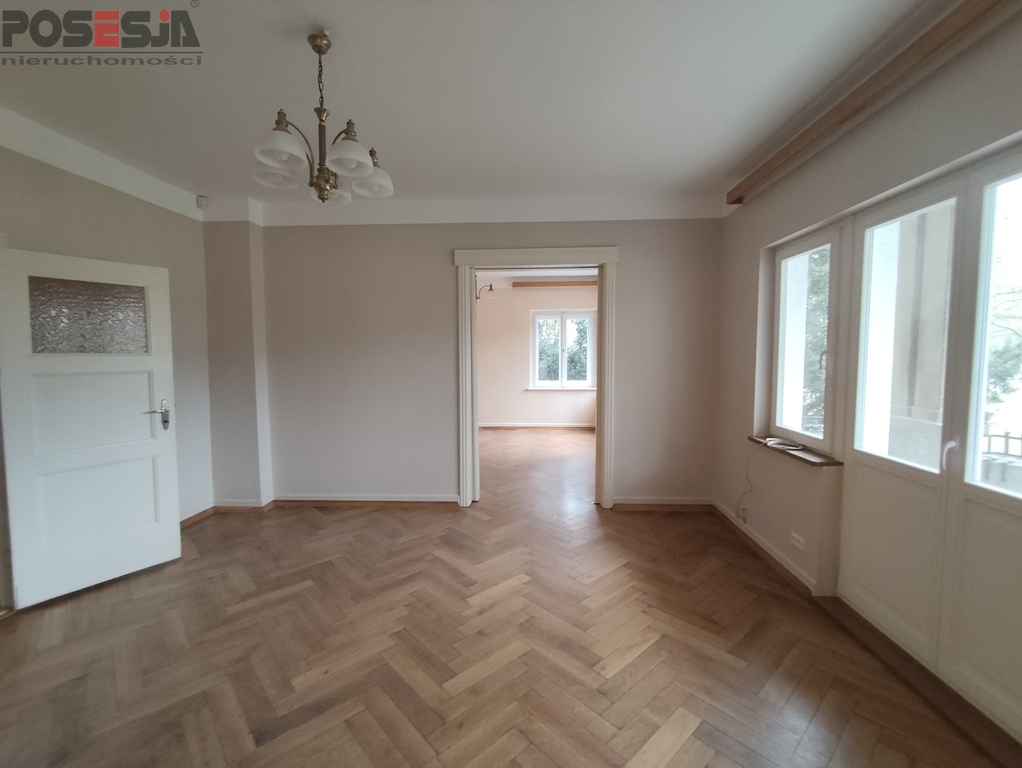 Jasne Błonia, parter willi, 109m2, 5 pok., garaż (1)