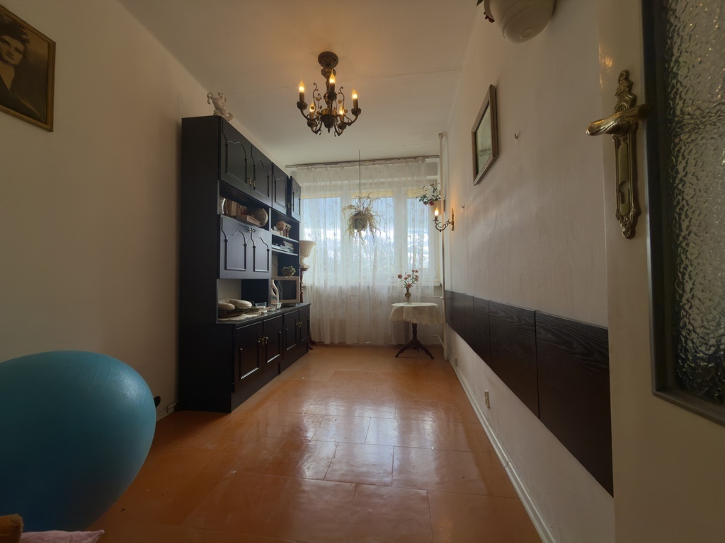 ROZKŁADOWE 3 pokoje, winda , Do własnej aranzacjii (3)