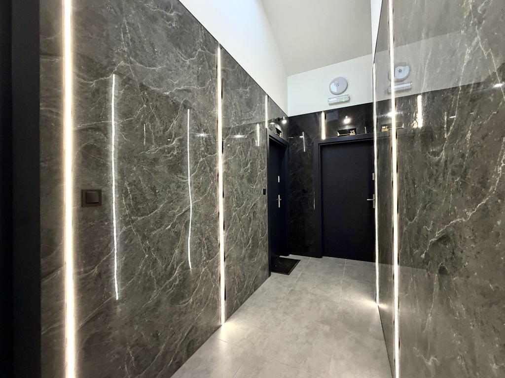 2-pokoje na poddaszu - Nowe miasto (2)