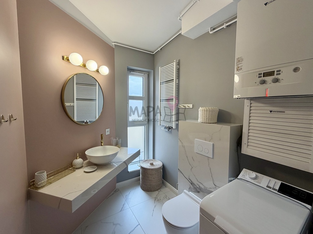 Aleja Fontann-3 pokoje w wysokim standardzie-winda (8)