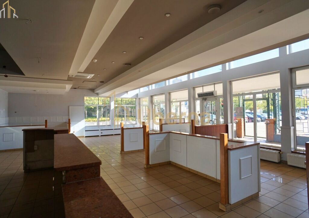 Lokal z witrynami z poziomu Goleniów Centrum (15)