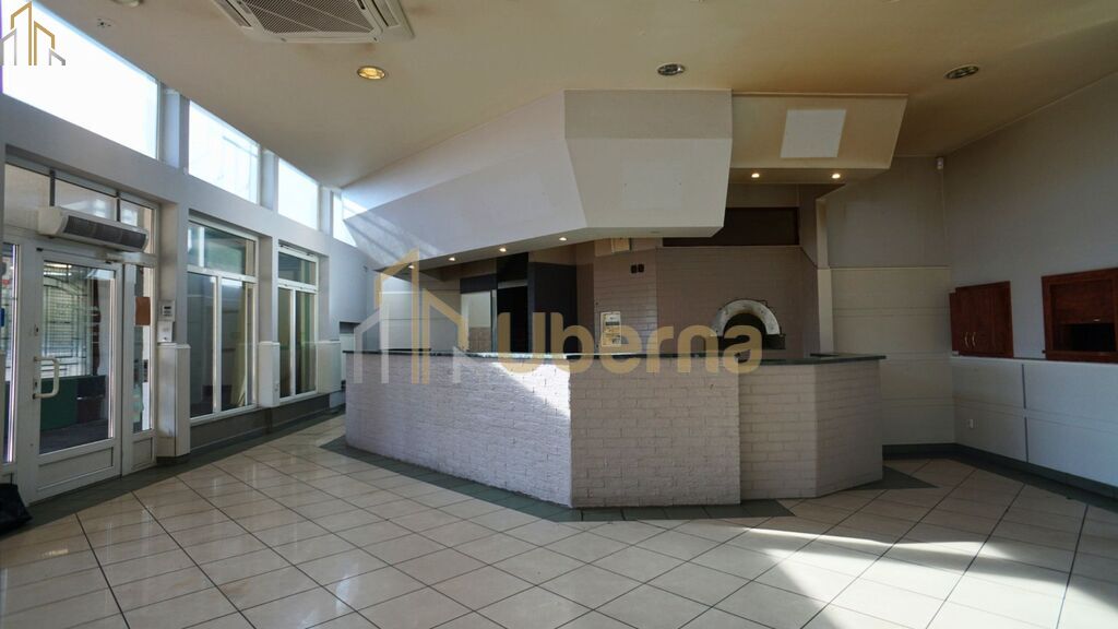 Lokal z witrynami z poziomu Goleniów Centrum (1)