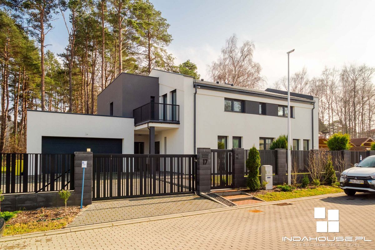 Nowoczesny dom Ustka 800m działki (27)