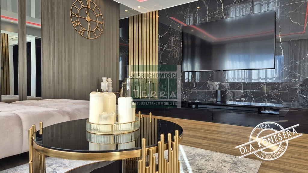 Luksusowy apartament, garaż + miejsce postojowe (1)