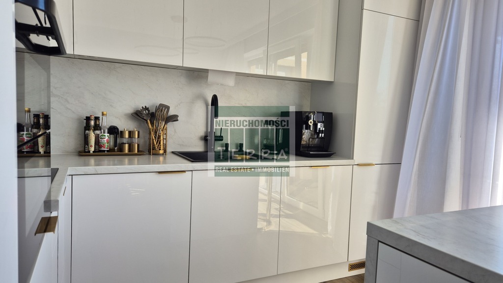 Luksusowy apartament, garaż + miejsce postojowe (10)