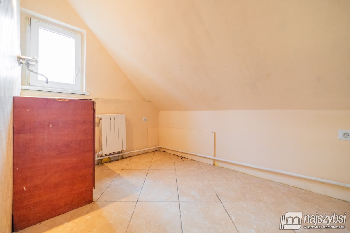 Stare Czarnowo- dom z czerwonej cegły  (12)