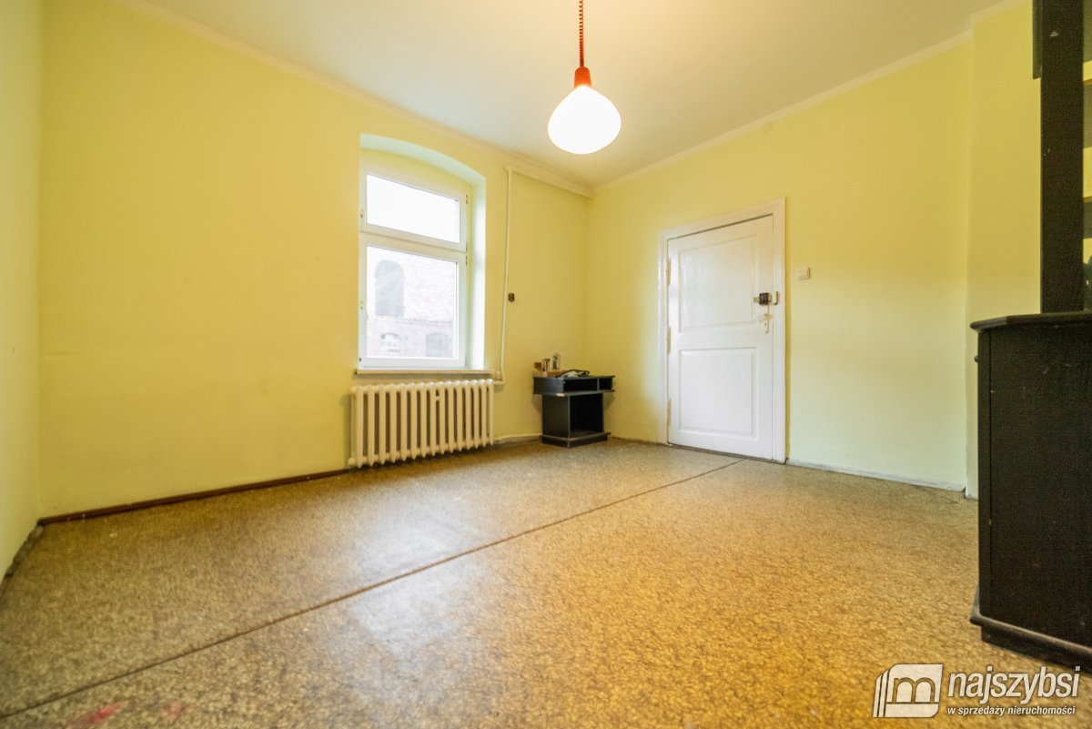 Stare Czarnowo- dom z czerwonej cegły  (16)